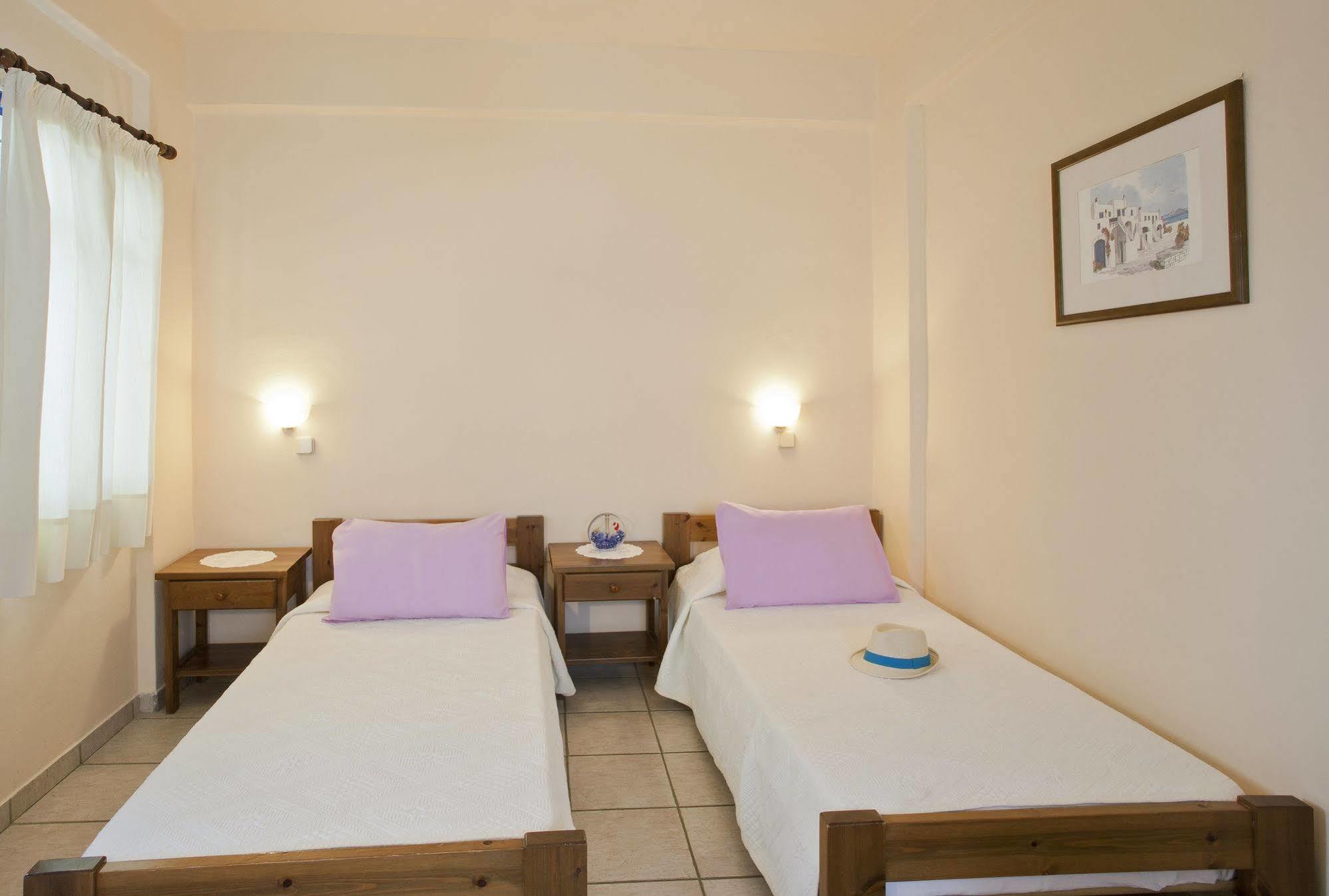 Stefano Apartments Naoussa Esterno foto