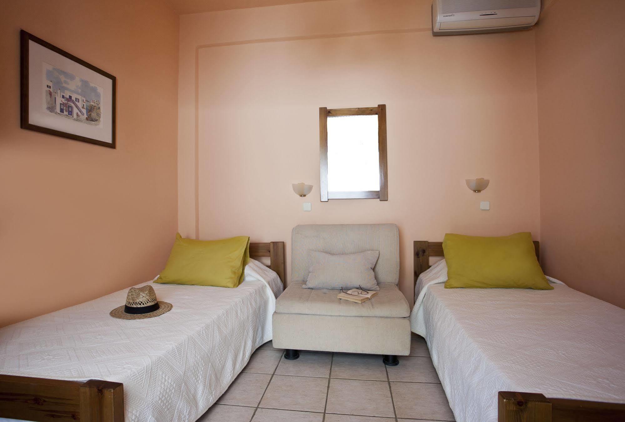 Stefano Apartments Naoussa Esterno foto