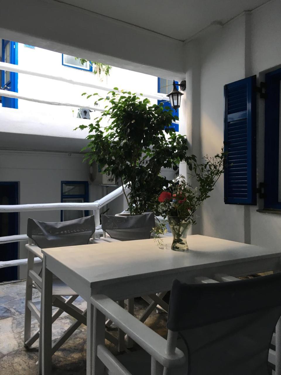Stefano Apartments Naoussa Esterno foto