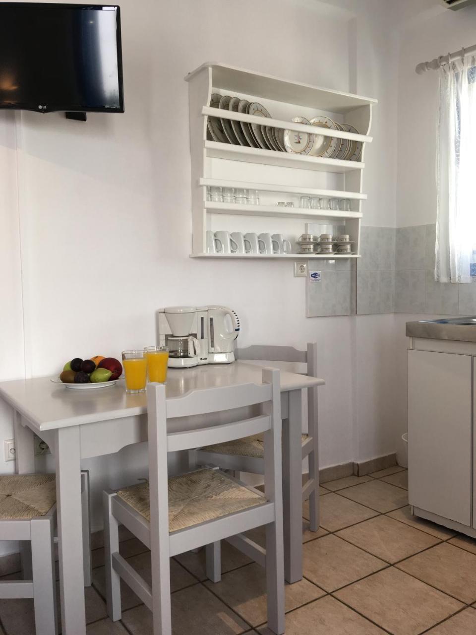 Stefano Apartments Naoussa Esterno foto