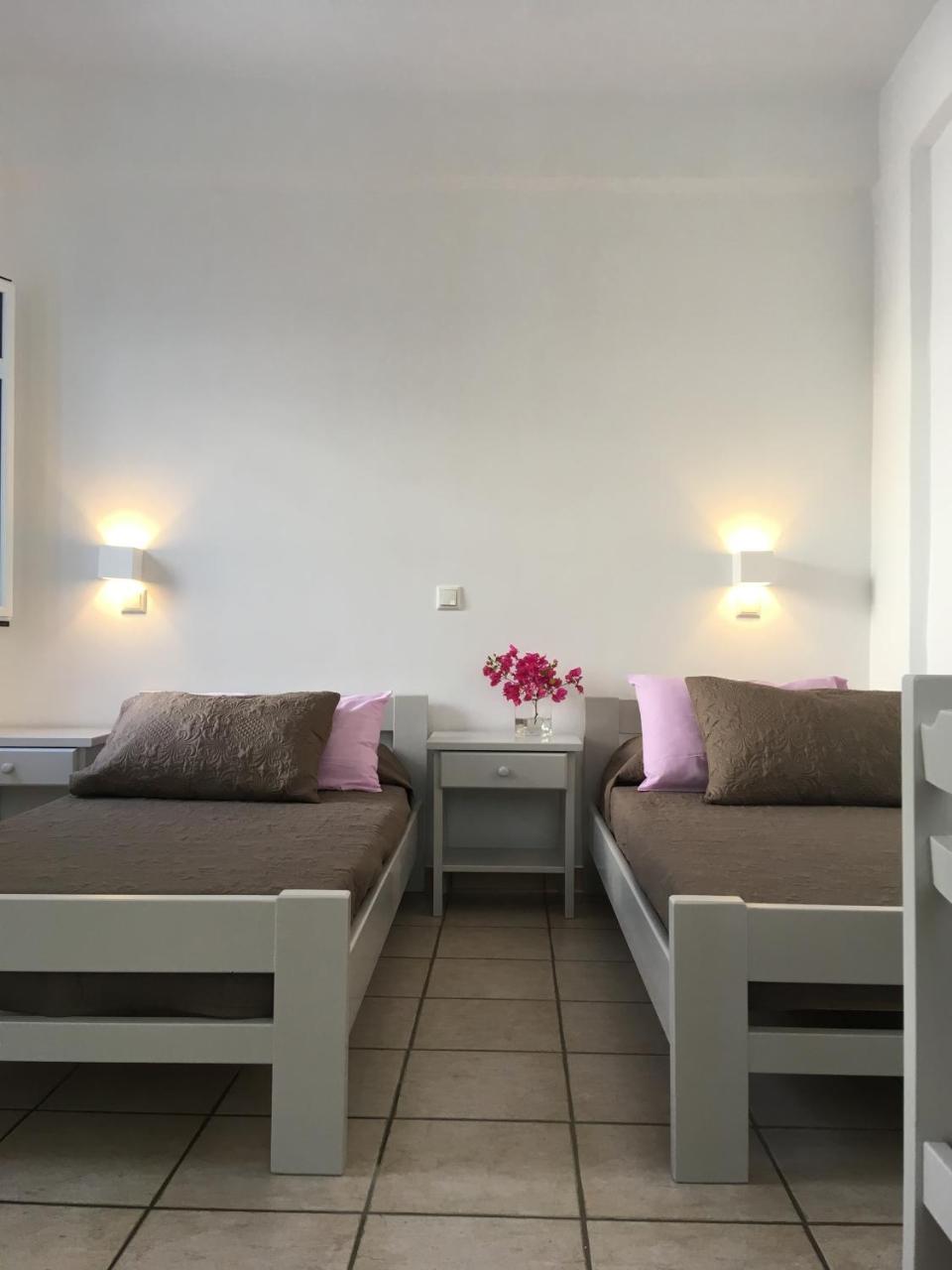 Stefano Apartments Naoussa Esterno foto