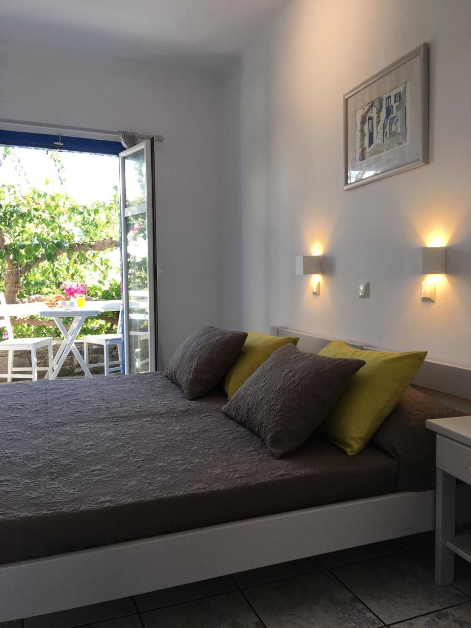 Stefano Apartments Naoussa Esterno foto